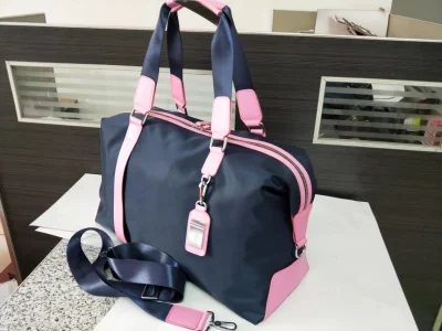 Borsa da viaggio in pelle impermeabile per abbigliamento da golf nera bianca per uomo e donna